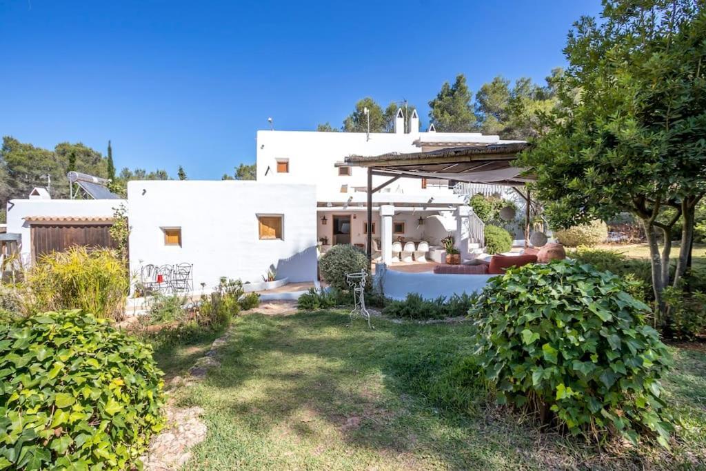 Casa Rosada - Gorgeous Family Finca Near Santa Gertrudis Villa Santa Gertrudis  Bagian luar foto